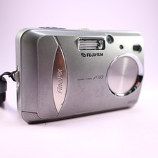 Fujifilm FinePix A203 2.0MP Compact Digital Camera Silver Tested