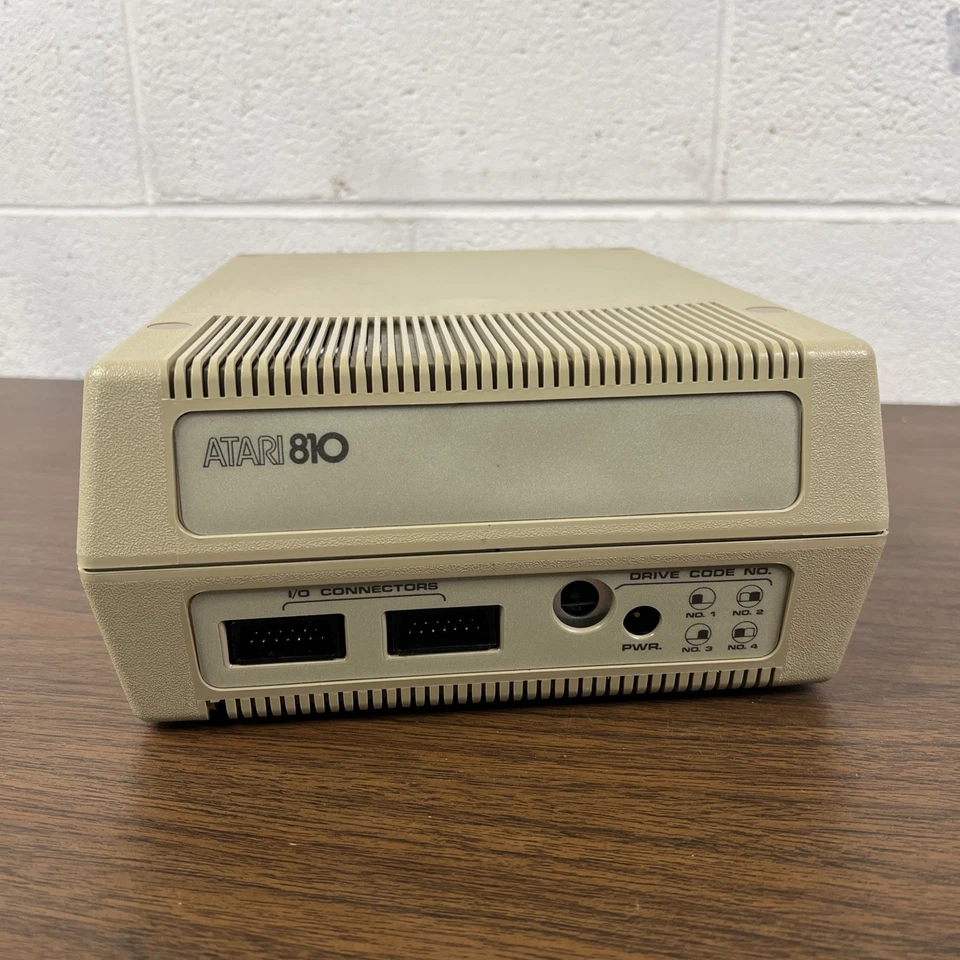 Atari 810 Floppy Disk Drive Atari Computer As-Is No PSU - Image 4 of 4