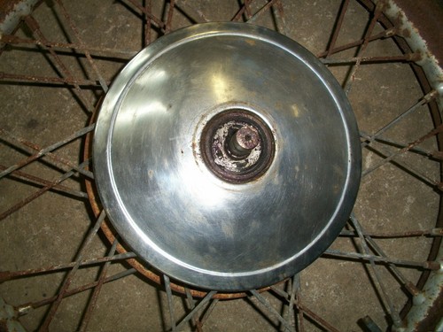 Triumph Front Hub Wheel Rim & Axle Triumph 500cc T100 1967 75 - Picture 6 of 6