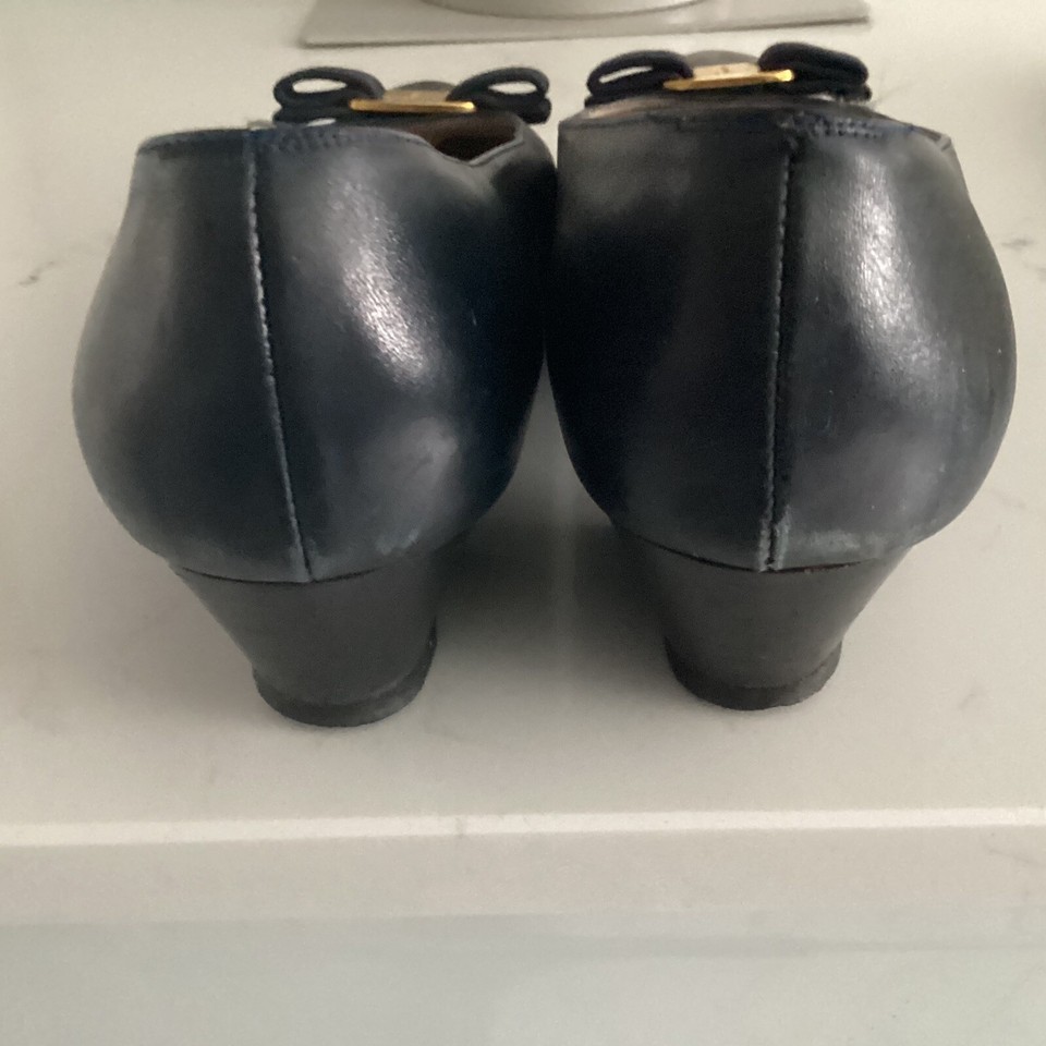 FERRAGAMO NAVY VARA SHOES U.K. 6.5 eBay