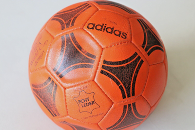 tango rosario adidas