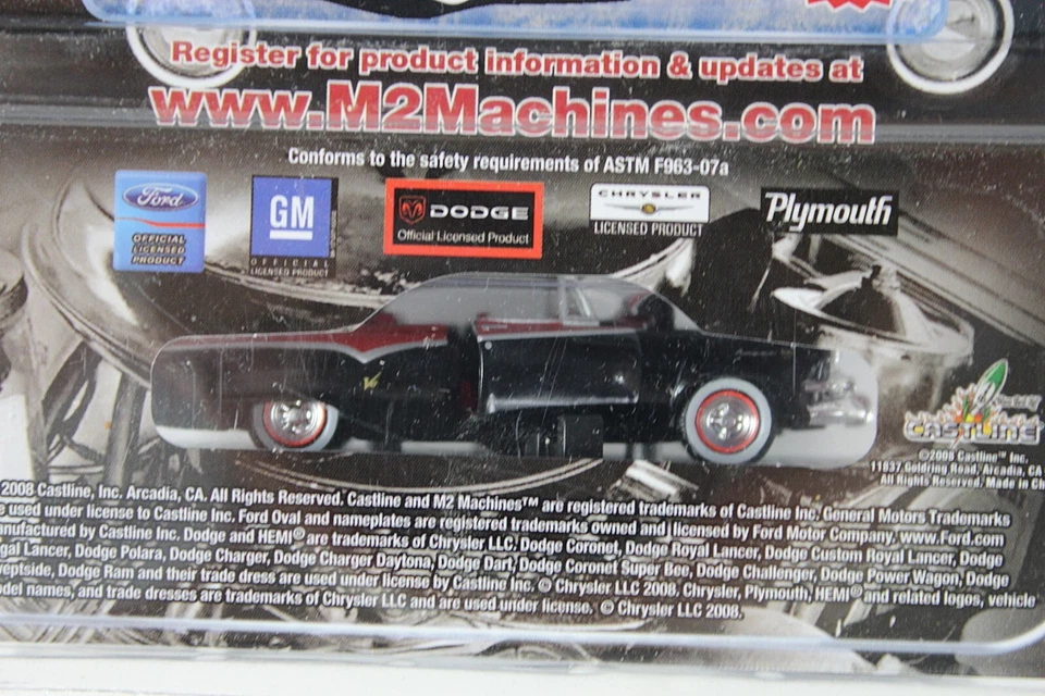 M2 Machines Auto-Thentics 1955 Dodge Royal Lancer with card MOP 2008 - Image 3 of 4