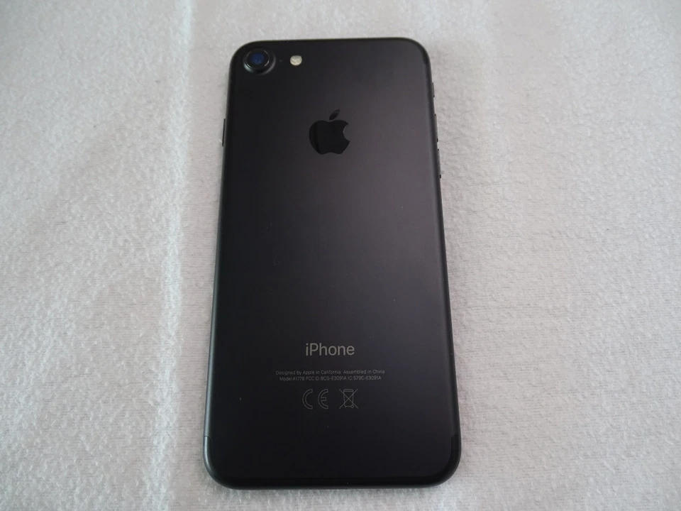 Apple iPhone 7 128GB Schwarz! Ohne Simlock! TOP ZUSTAND! OVP! Selten! RAR! iOS! - Bild 3 von 4