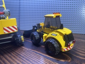 LEGO CITY Demolition Site 60076 Wrecking Crane and Loader 100% Complete - READ