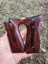 Unknown Model Set Of Wood Grips Hardwood For Pistol
