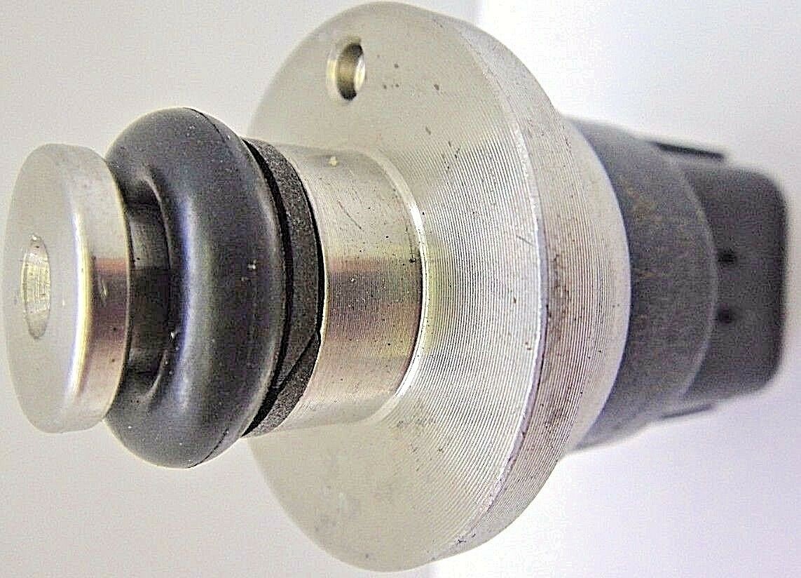 NEW GENUINE / OEM MR560127 E1T18871 FUEL RAIL PRESSURE SENSOR for 