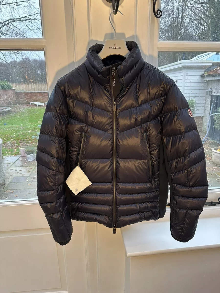 Moncler canmore clearance jacket