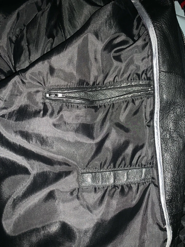 Chaqueta de bombardero de cuero con chaleco NYC Foto 4 de 4