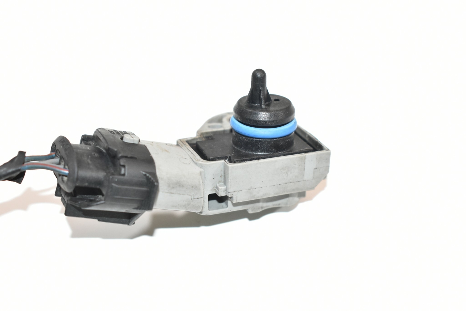 0816 Volvo XC70 Fuel Pressure Sensor 09 10 11 12 13 14 15 0261230238 eBay