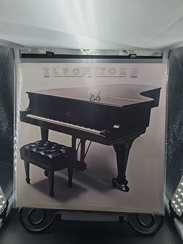 ELTON JOHN Here And There 1976 LP MCA-2197 Pinckneyville Press VG+/VG+