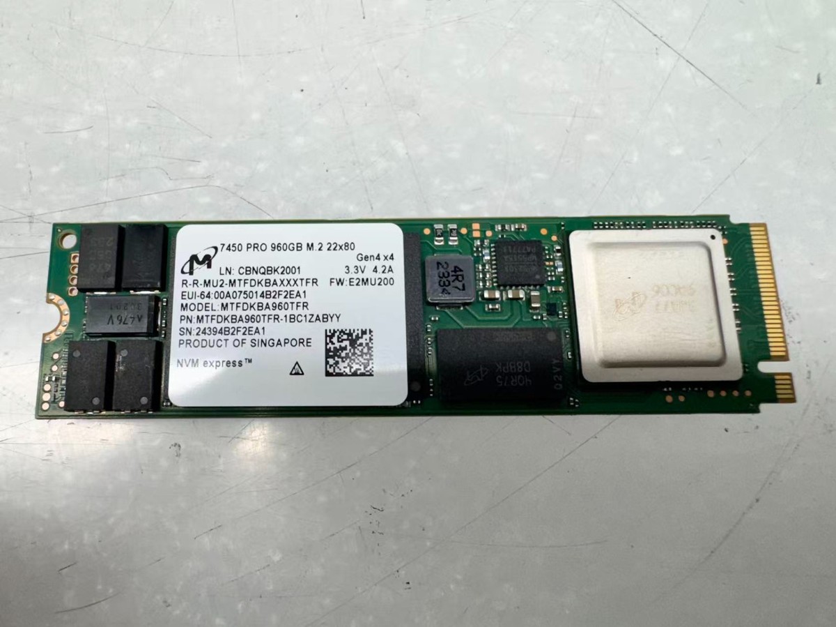 SSD Micron 7450 PRO 960 GB M.2 NVMe PCIe – Interno, Usato Ma In Buone Condizioni