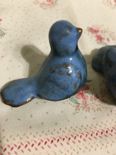 Vintage Ceramic Blue Birds with Glaze Finish. 2 Small Sweet Broken Birdies - Picture 6 of 12