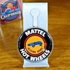 Hot Wheels Redline Peeping Bomb Metal Collector's Button Tab Hong Kong 1968