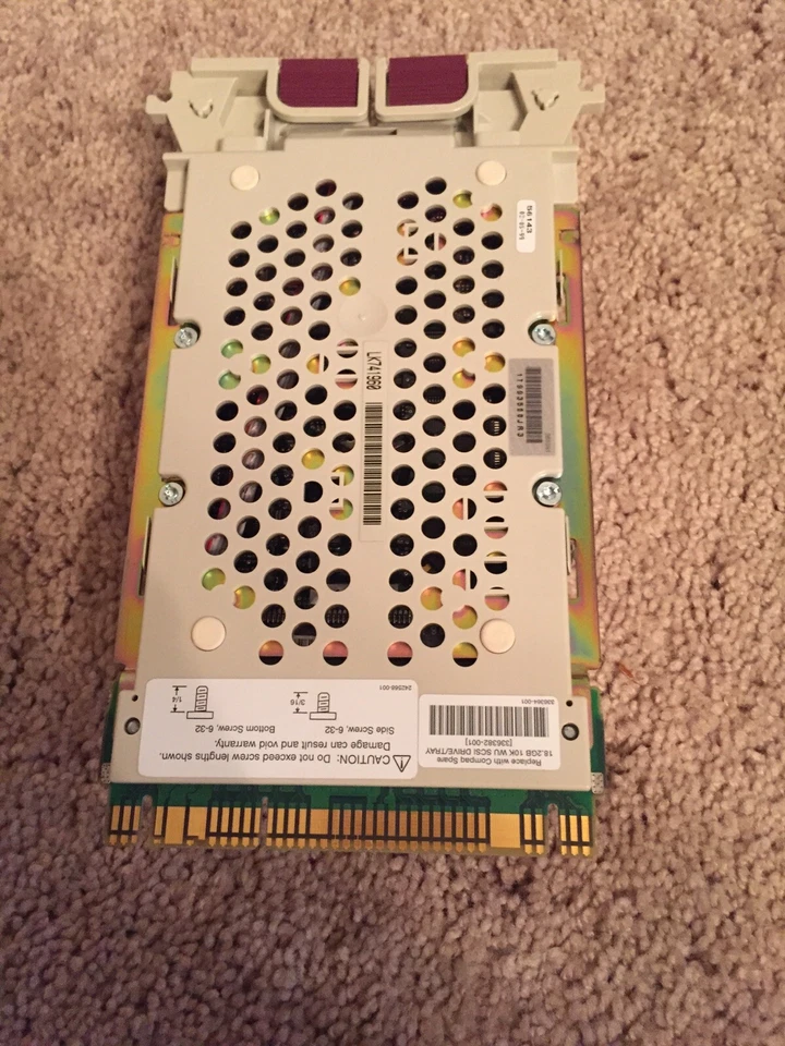 Compaq 18.2 GB,External,10,000RPM (336382-001) Hard Drive, Wide-Ultra SCSI - Image 3 of 3