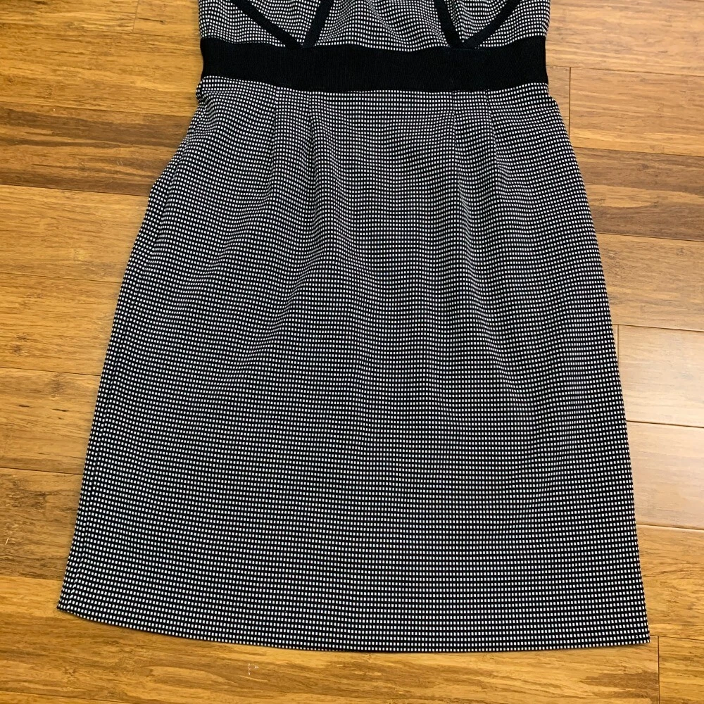 VETEMENTS Abito tubino Tahari Arthur S. Levine donna 4 nero bianco senza maniche lavoro carriera