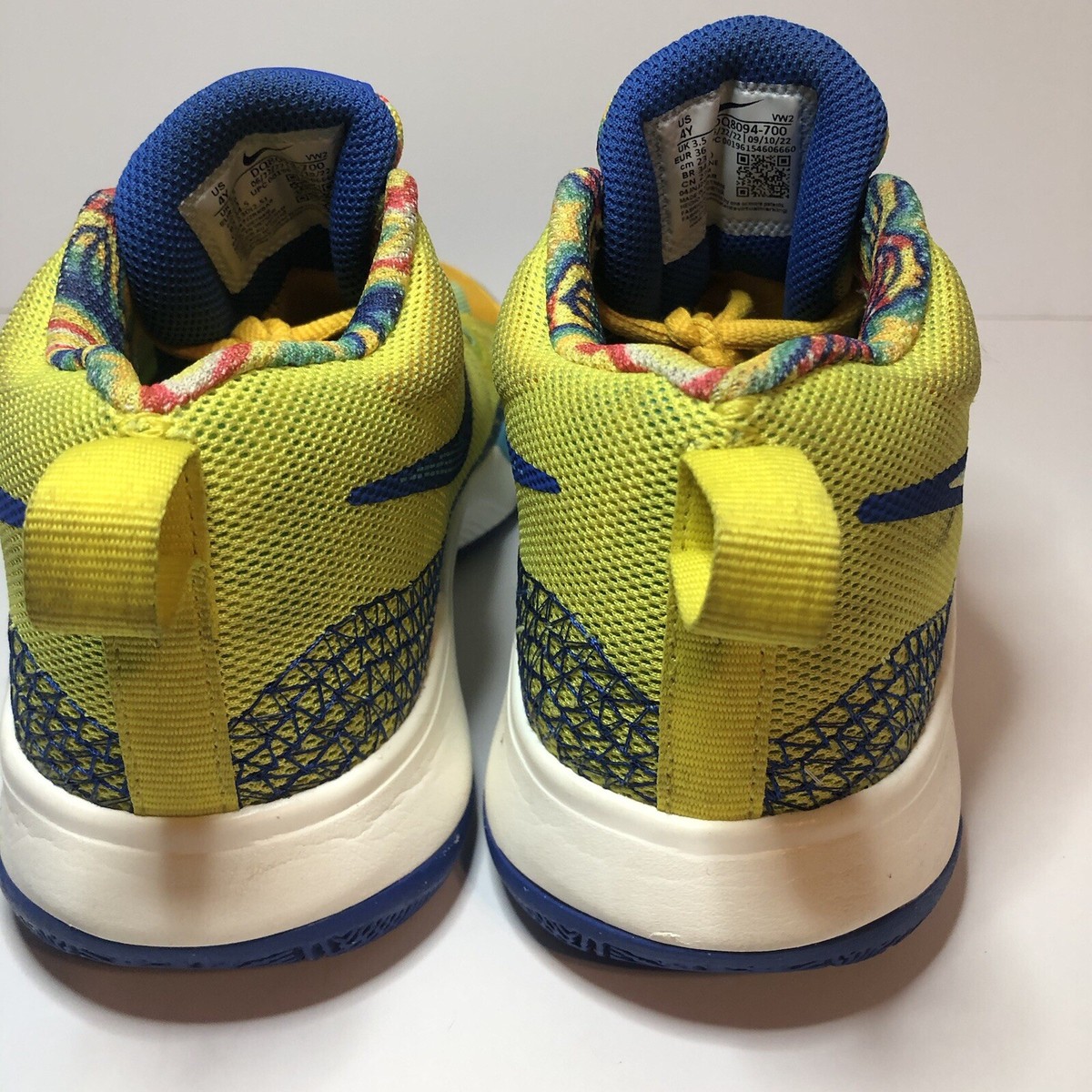 Nike Kyrie Flytrap VI 6 Basketball Shoes Yellow Spongebob DQ8094-700 Nike Kyrie Flytrap VI 6 Limited Edition Shoes Yellow  main image 3
