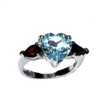 New 925 Sterling Silver Blue Topaz Heart and 2 Tear Garnet Gemstones Ring