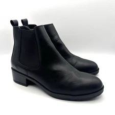 Style & Co GladyyP Black Ankle Booties Women’s 7M Chelsea Zip Faux Leather