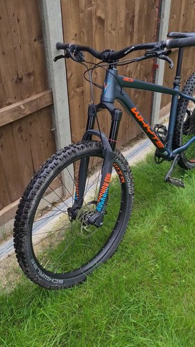 Whyte 901 hardtail 27.5 Medium Trail/Enduro MTB - Video 1 of 1