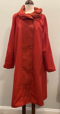 Women s UBU Pleated Hood Reversible Windbreaker Rain Jacket Size XL New W/ Tags