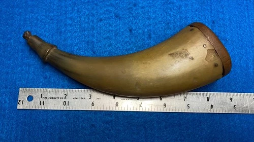 Early 1840’s - 1850’s Small Oval Pistol Powder Horn