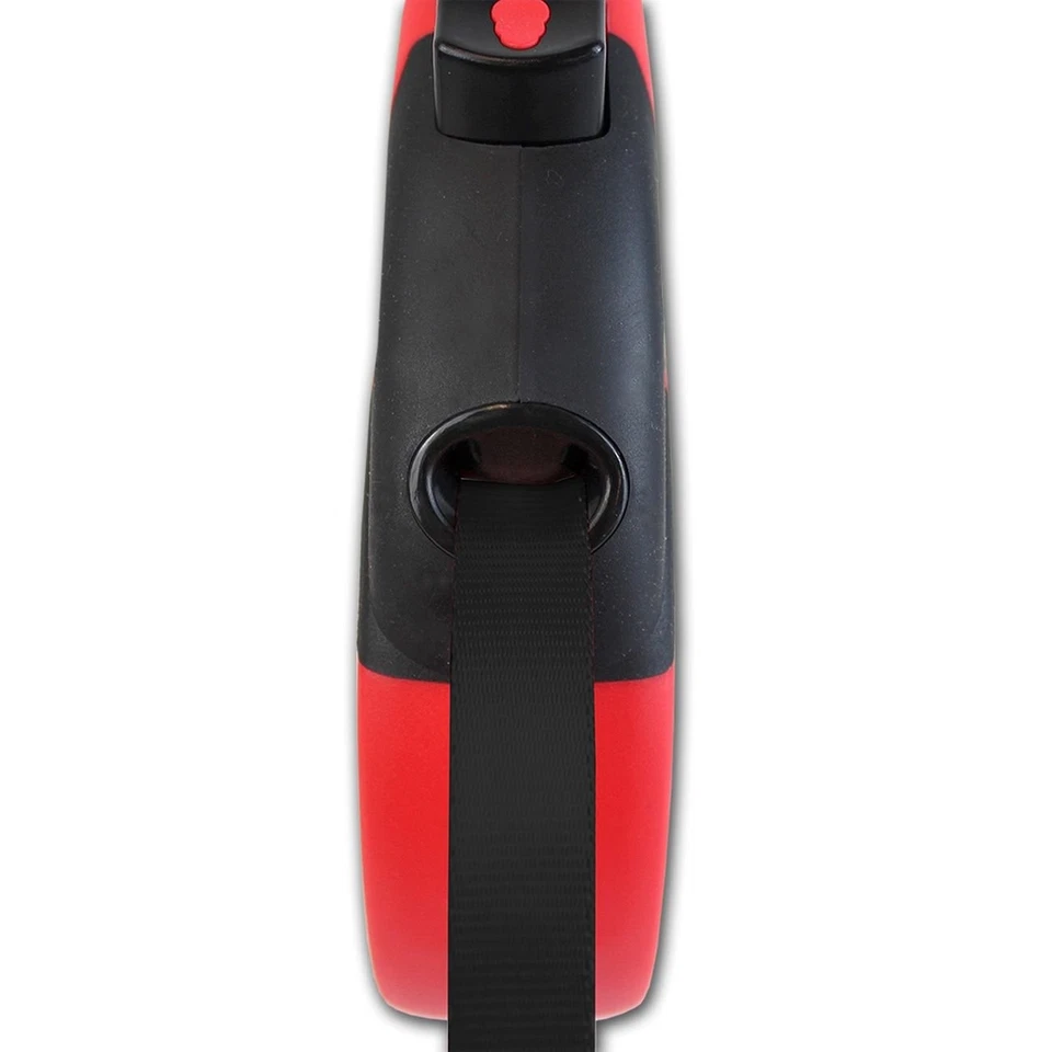 KONG Terrain Medium 16 Black Retractable Dog Leash with Soft Grip Handle - Image 4 of 4