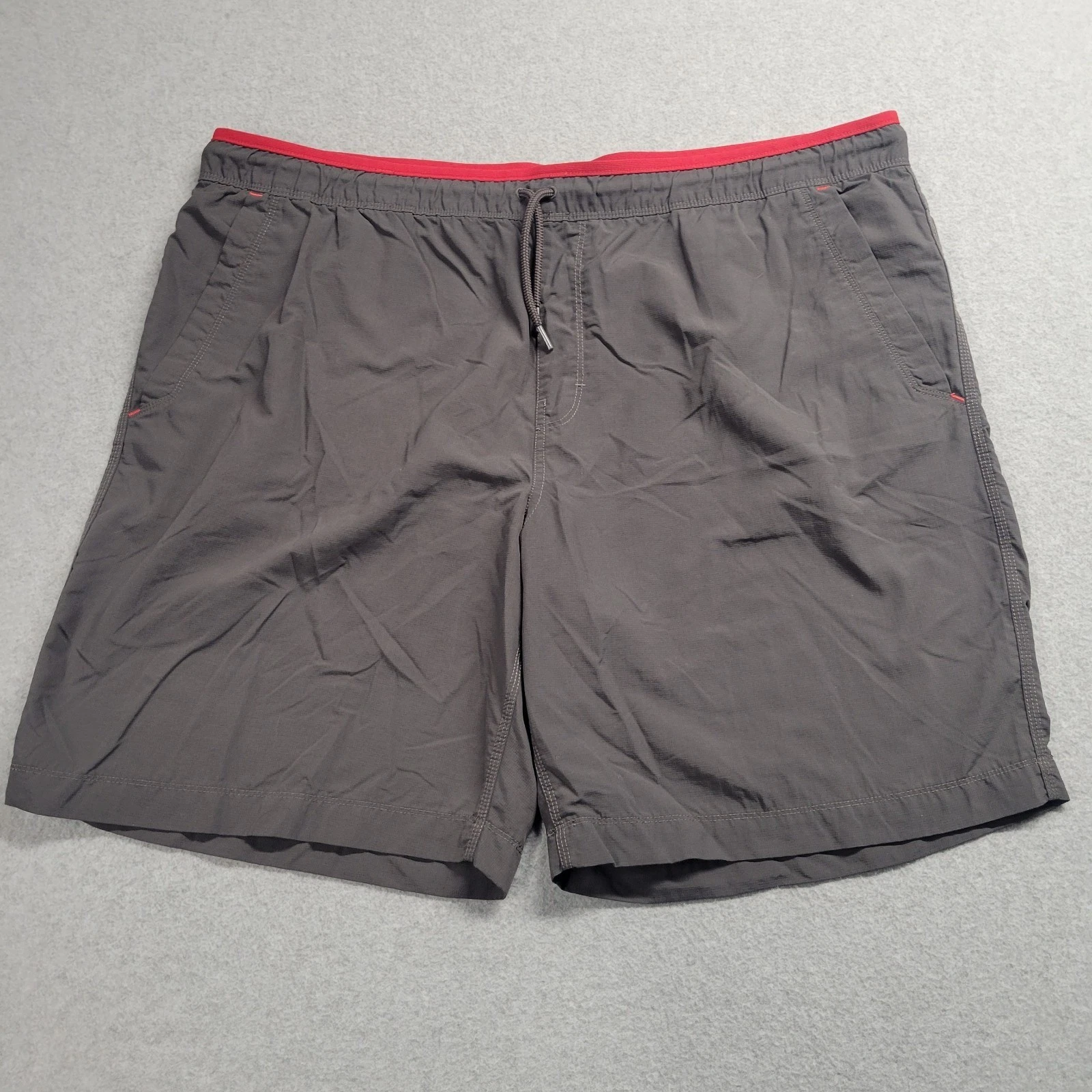 The North Face Mens XXL Class V Water Shorts Grey Red Waistband Nylon Hiking