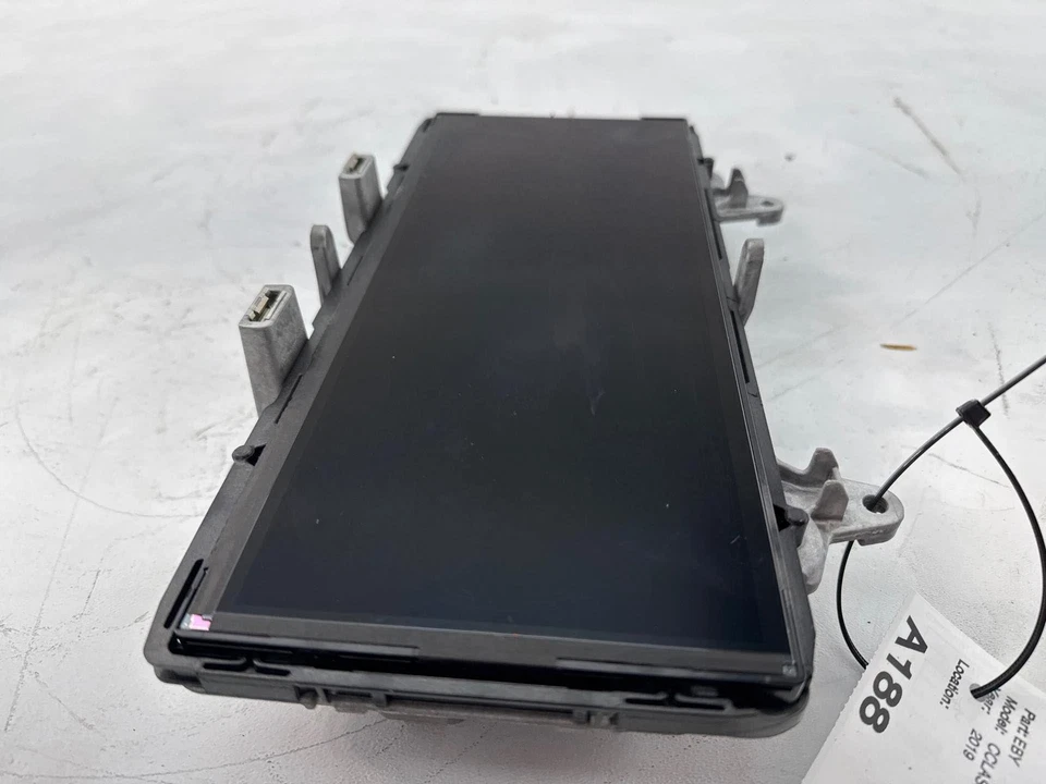 2019-2020 Mercedes W205 C300 Speedometer Instrument Cluster OEM - Image 2 of 4