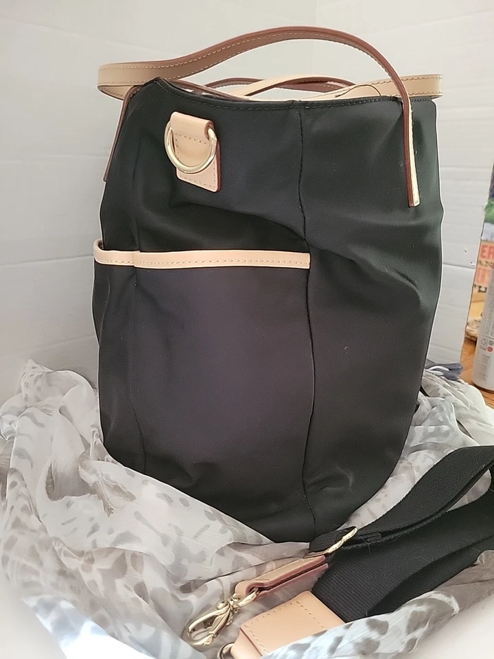 Kate Spade Lg. Bolso de Pañales / Bolso de Mano con Borde de Cuero Foto 3 de 4