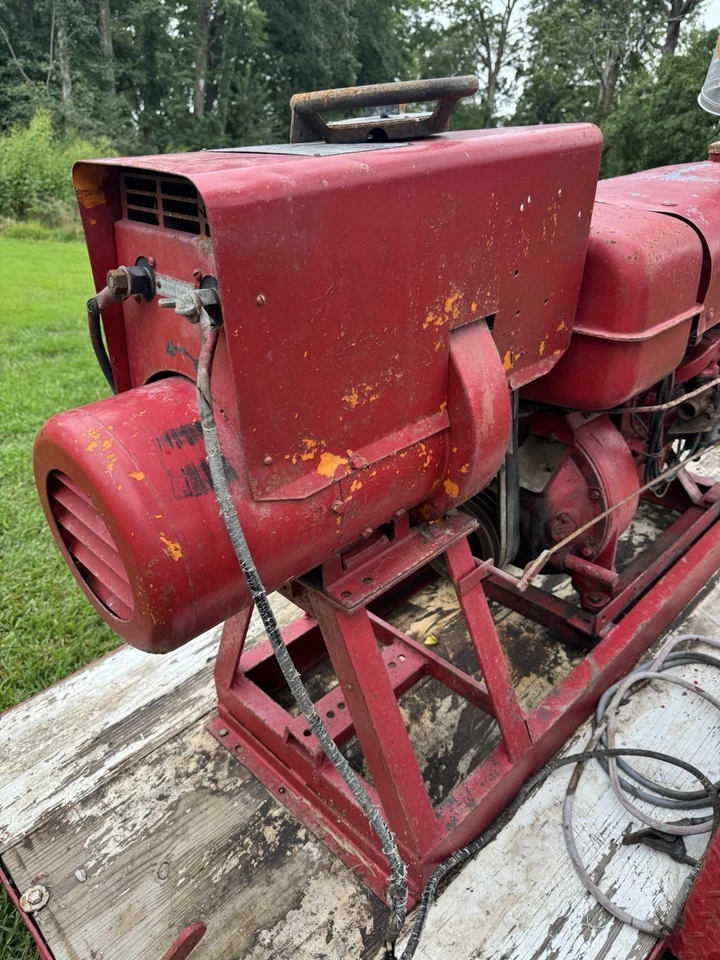 Vintage Old Gas IHC 4cylinder Engine Power Unit Welder Motor Trailer W Clutch - Image 3 of 4