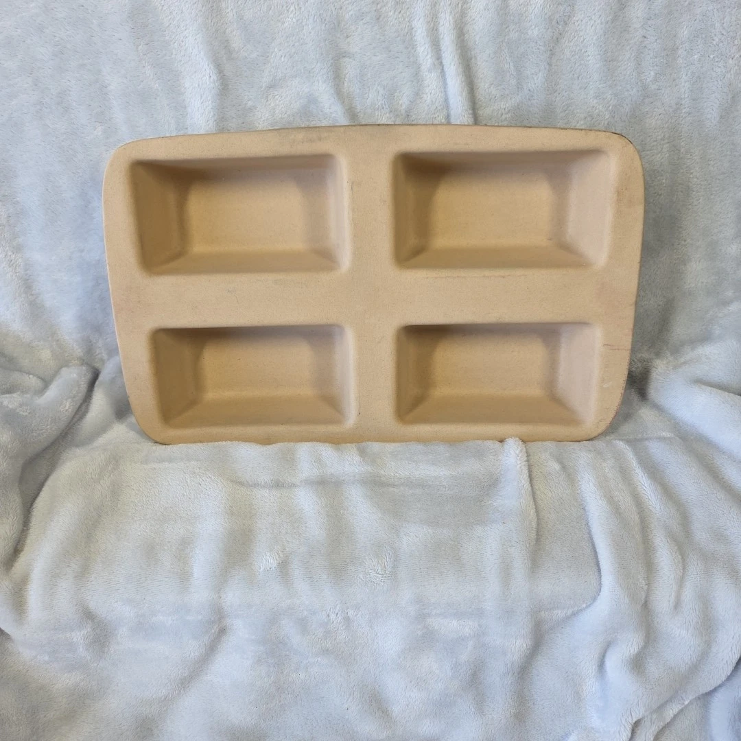 Pampered Chef Stoneware 4 Loaf Mini Pan Bread Meatloaf Family Heritage 0825