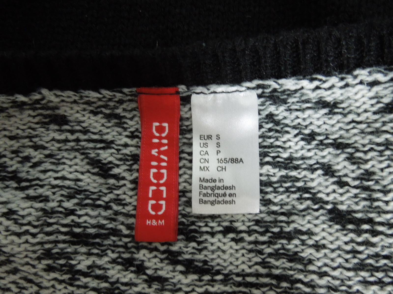 DIVIDED by H&M Womens S SMALL Oversized Sweater Gray Black Long Sleeves image 4