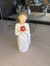 2010 Willow Tree "You're The Best" Angel Figurine Apple In Box Susan Lodi 26248