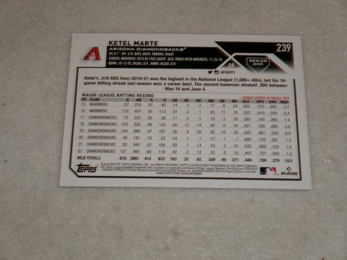 2023 Topps Series 1 Ketel Marte Rainbow Foil Arizona Diamondbacks #239 - Picture 2 of 2