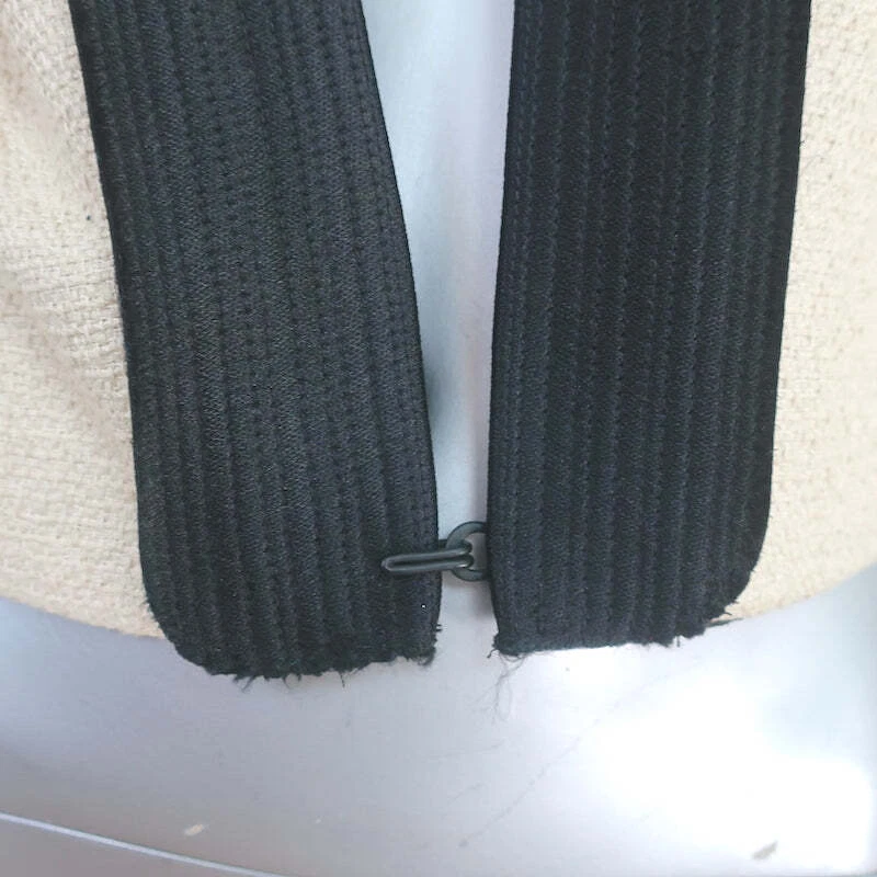 Chaqueta Corta Lanvin Negra Satinada Marfil Tejido Algodón Talla 38 Foto 2 de 4