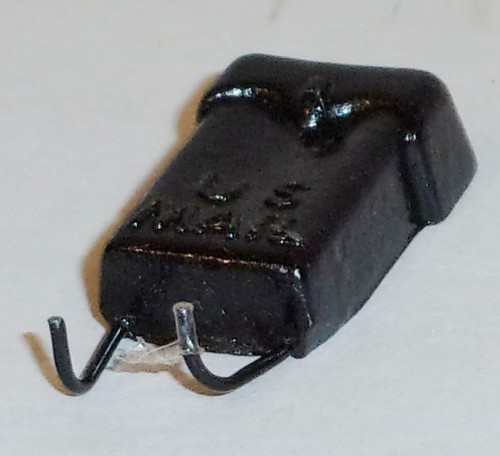 BUZÓN DE CORREO Y TELÉFONO ANTIGUO CASA DE MUÑECAS Accesorios Juguete 1" pulgada de alto - Imagen 4 de 5