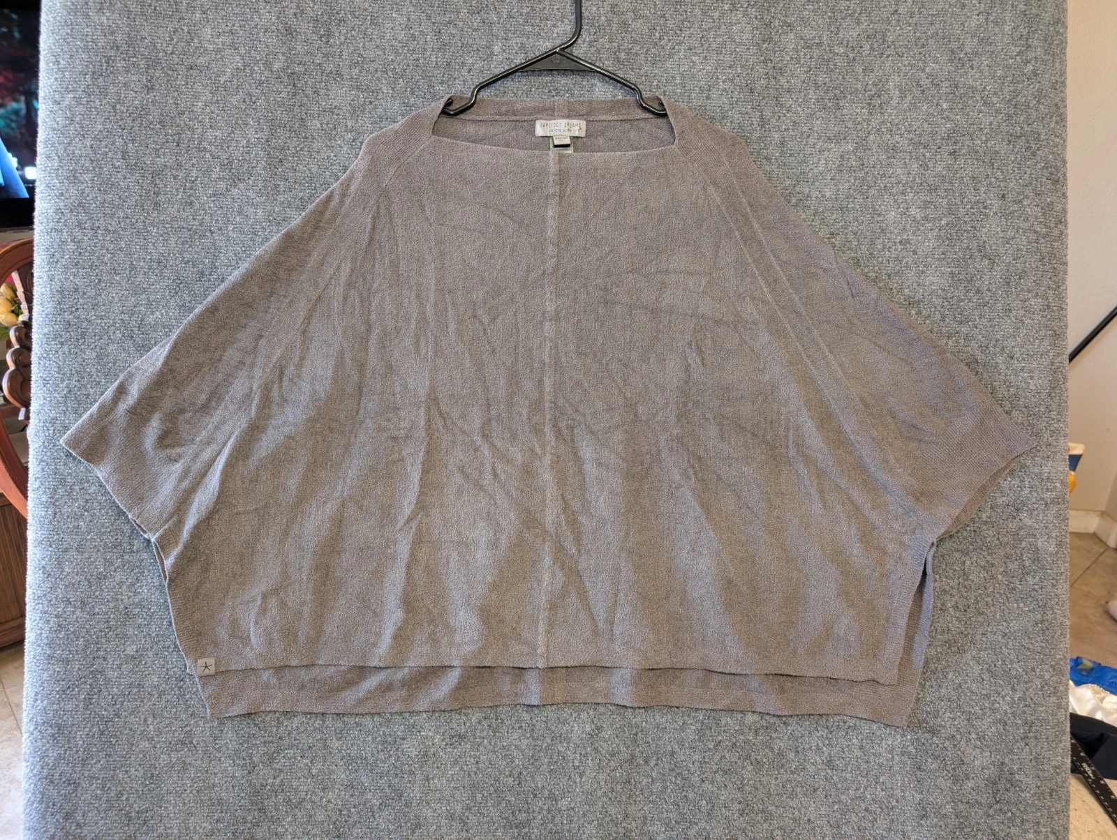 Barefoot Dreams CozyChic Ultra Lite Boatneck Poncho Grey XXS/XS Oversized Comfy