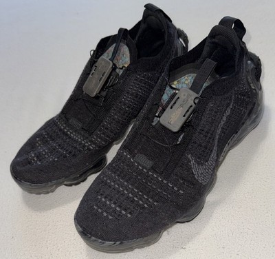 Nike Air VaporMax 2020 Flyknit Men\'s Sneakers Black/Gray CJ6740-002 Size 10 Nike Air VaporMax 2020 Flyknit  main image 3