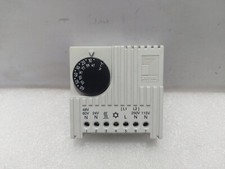 Rittal SK3110 Thermostat 10(4)A~ max. 30W 38P...