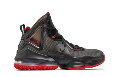 Nike LeBron 19 Basketball Shoes (GS)  display picture 1