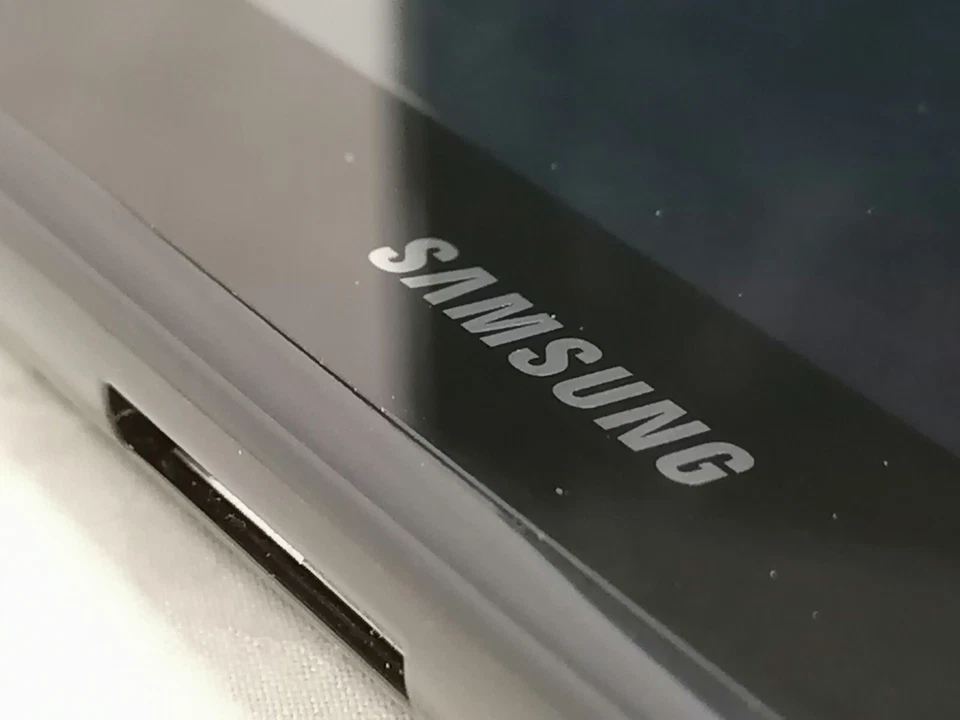 2 Samsung Galaxy Tab 2 GT-P5100 16GB, Wi-Fi + 4G LTE, Verizon, 7in - Black - Image 3 of 4