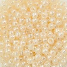 8/0 TOHO ROUND Ceylon Light Ivory Seed Bead (8g)