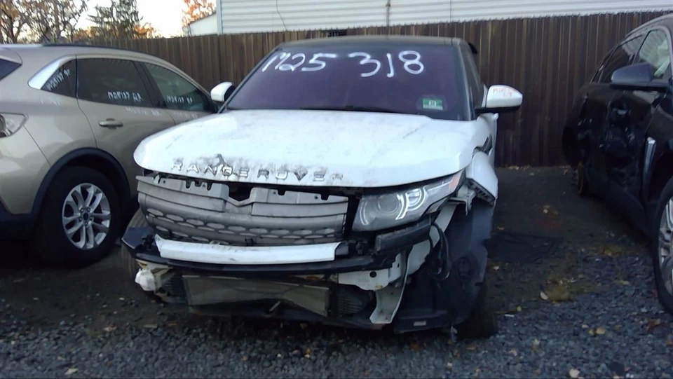 EVOQUE    2015 Transmission Shift 748331 - Image 3 of 4