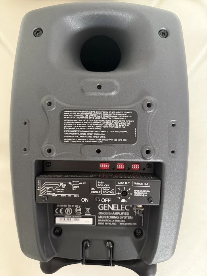 Genelec 8040 BPM - 2x Aktive Studiomonitore - Bild 4 von 4