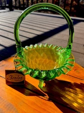 NOS 1997 FENTON Art Glass 7" Springtime Green Threaded 3 Footed Basket 8435 GT