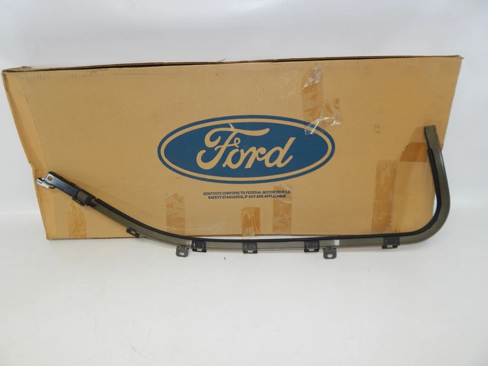 New OEM 1997-2003 Ford Escort Mercury Tracer Seat Belt Track Right Passenger - Изображение 4 из 4