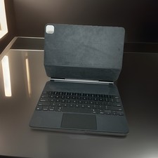 Apple iPad Magic Keyboard Model A2480 for iPad Pro 12.9 In Black For Gen 3-6