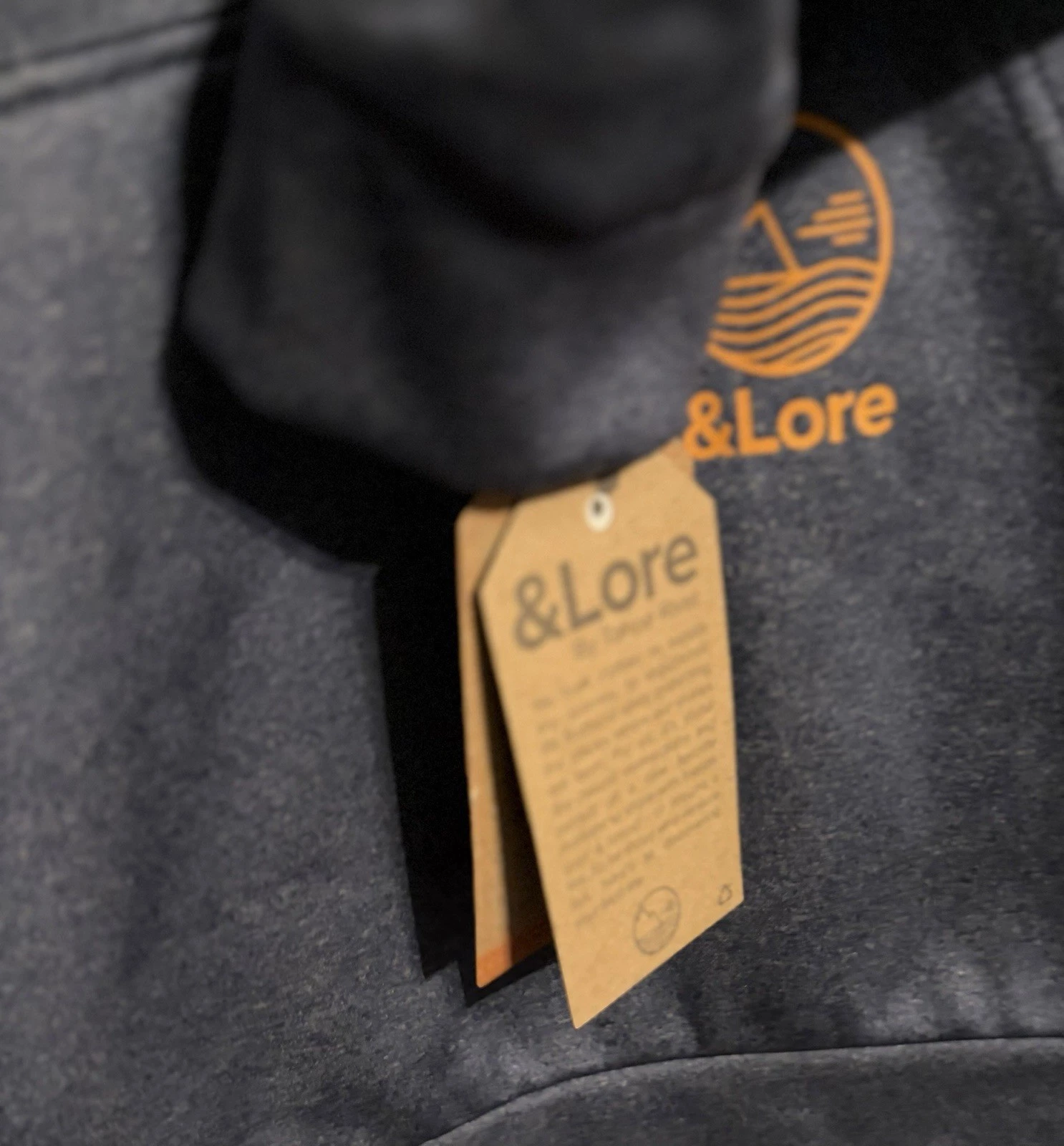 &Lore Hoodie Jacket w/Dogs In SUV Logo Size Medium New image 4