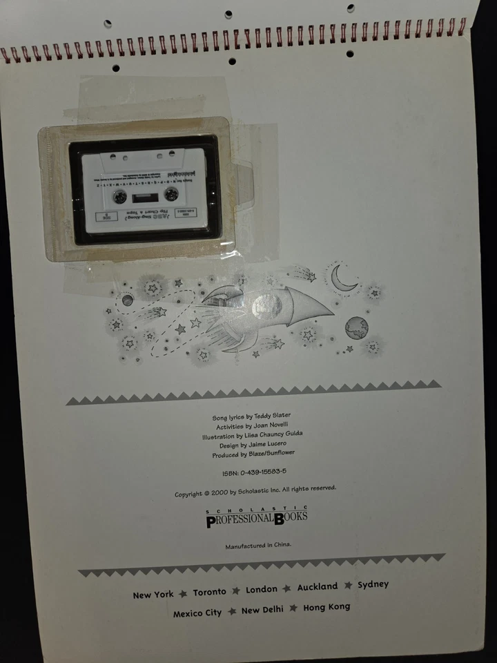 Vintage Scholastic ABC Sing-Along Flip Chart And Tape Lessons & Activities 2000 - Image 3 of 4