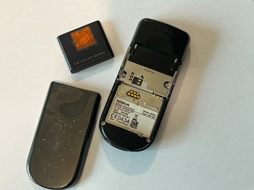 Nokia 8800 Sirocco - 128 MB - Silver (Unlocked) - 第 15/22 張圖片